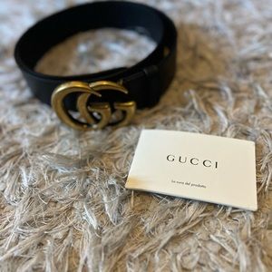 Men’s GG Marmont Leather Belt With Shiny Buckle